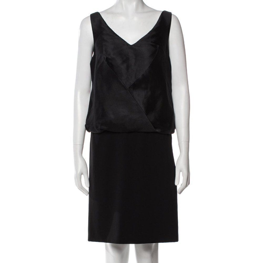 ‎Moschino Cheap and Chic Black Silk Shift Dress
